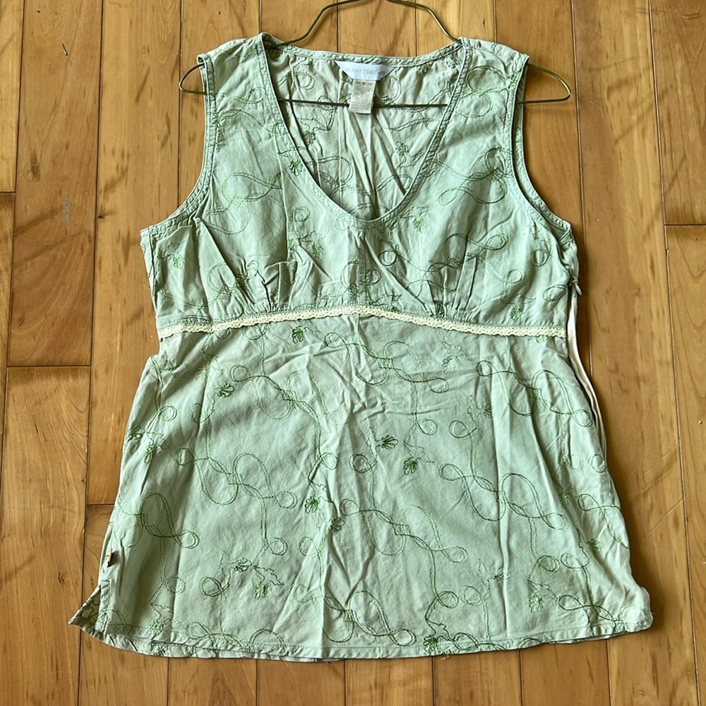 Horny Toad Green V-neck Tank Top